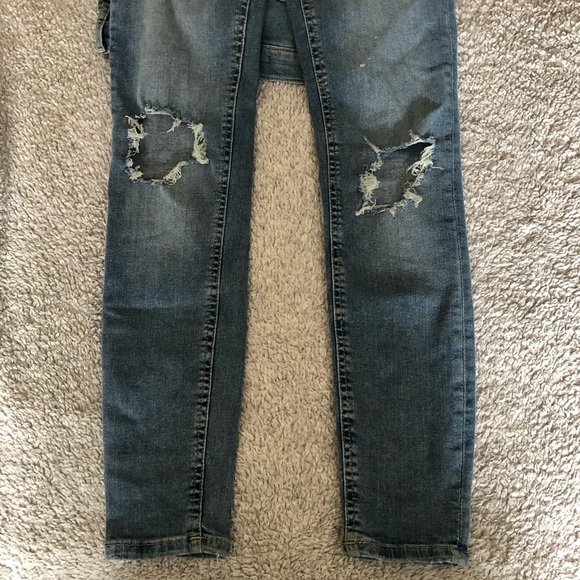 FREE PEOPLE DISTRESSED JEANS SIZE 26 - Picture 7 of 7